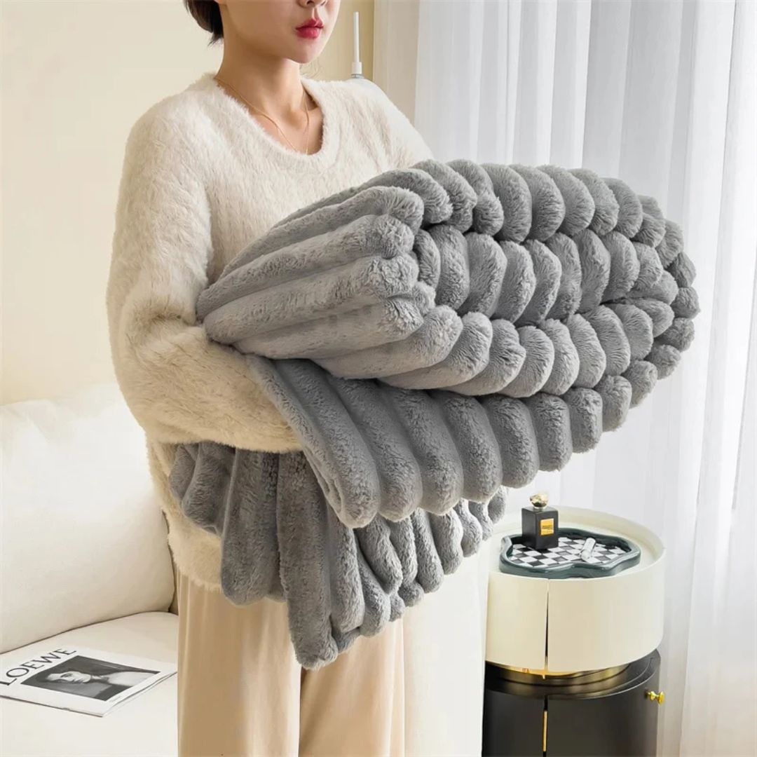 Lyvara - Luxury Plush Blanket